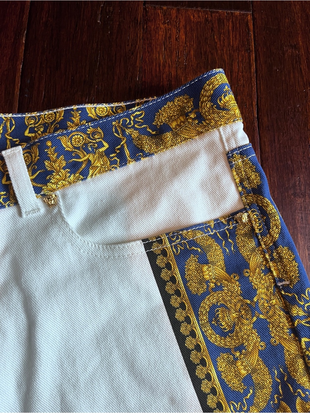 Versace Blue and Gold Baroque Trim White Pants - Picture 4 of 9